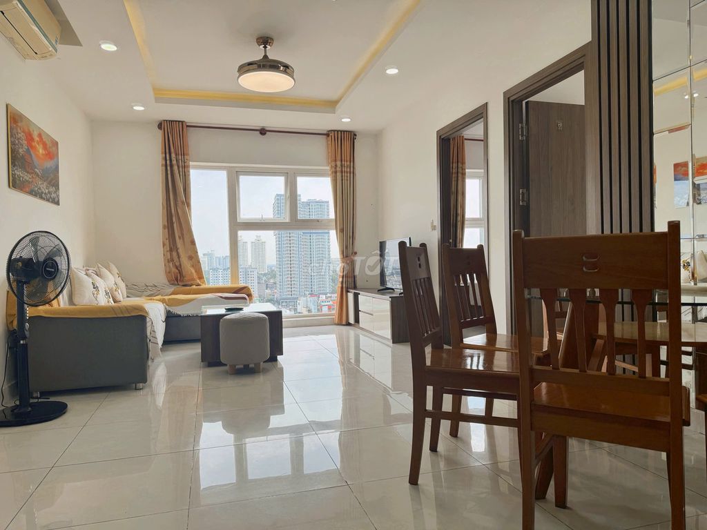 It's the owner who rents the silver and silver from the 10th-- the three full interior bedrooms.