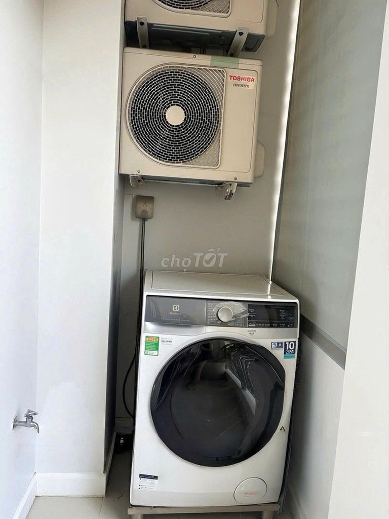 Rent Central Plaza - 73 meters, 2 bedrooms, 2 toilets, full interiors cost 14 million a month.