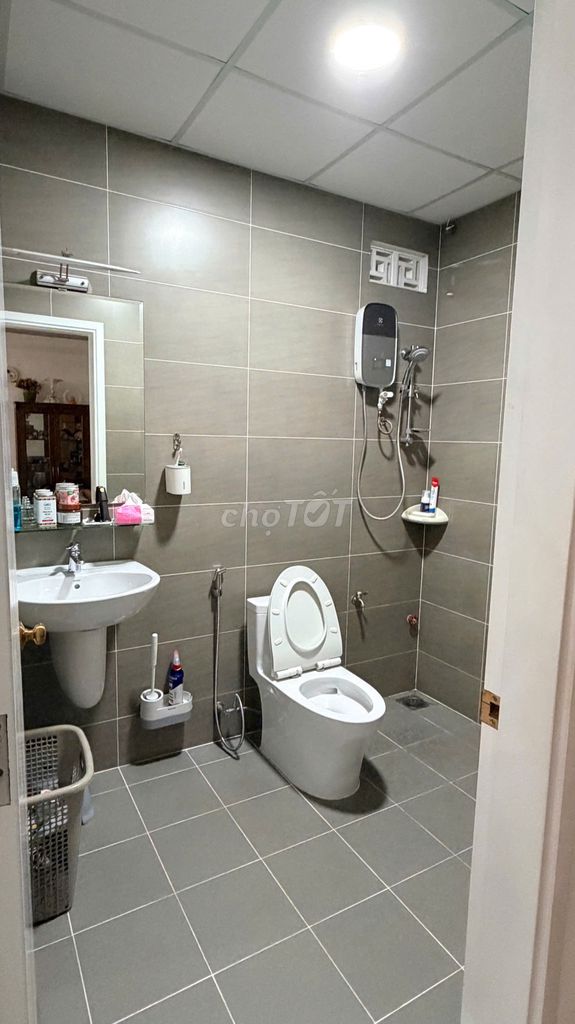 Need to rent apartment H2, two bedrooms, nice house, Full interior, now
