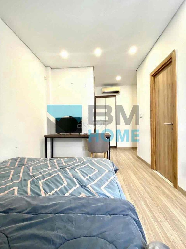 Rent an apartment full Nguyễn Trãi interior, District 1.