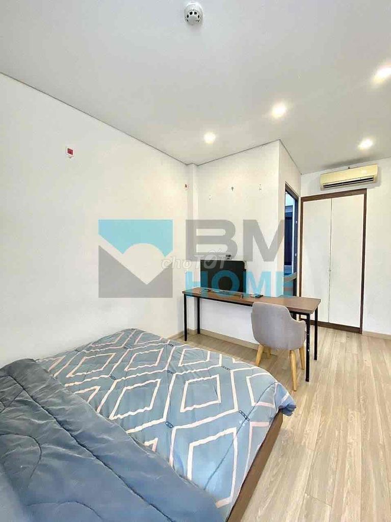 Rent an apartment full Nguyễn Trãi interior, District 1.