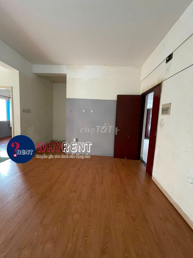 Rent a crowded apartment 57 M2 a bedroom. A toilet with fewer interiors. Six million dollars a T.