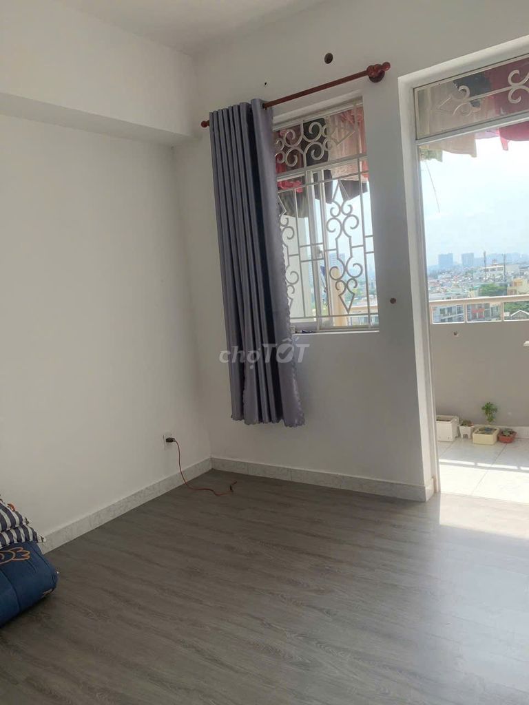 Trường Sa building, District 3: 1 sleeping p, 50 meters 2 air conditioning, 6 million