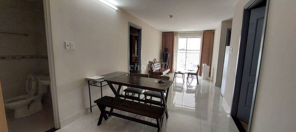 Three bedrooms, two toilets, a full interior of the second district, cheap, swimming pool.