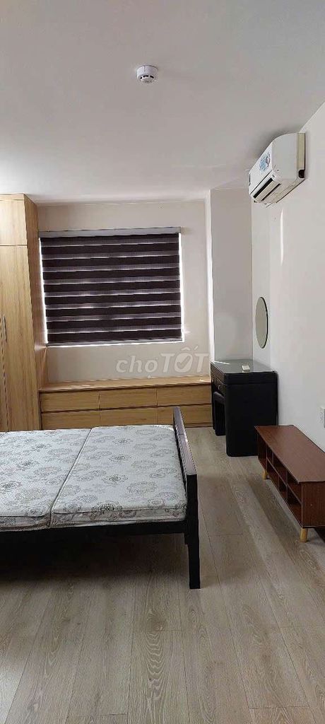 Three bedrooms, two toilets, a full interior of the second district, cheap, swimming pool.