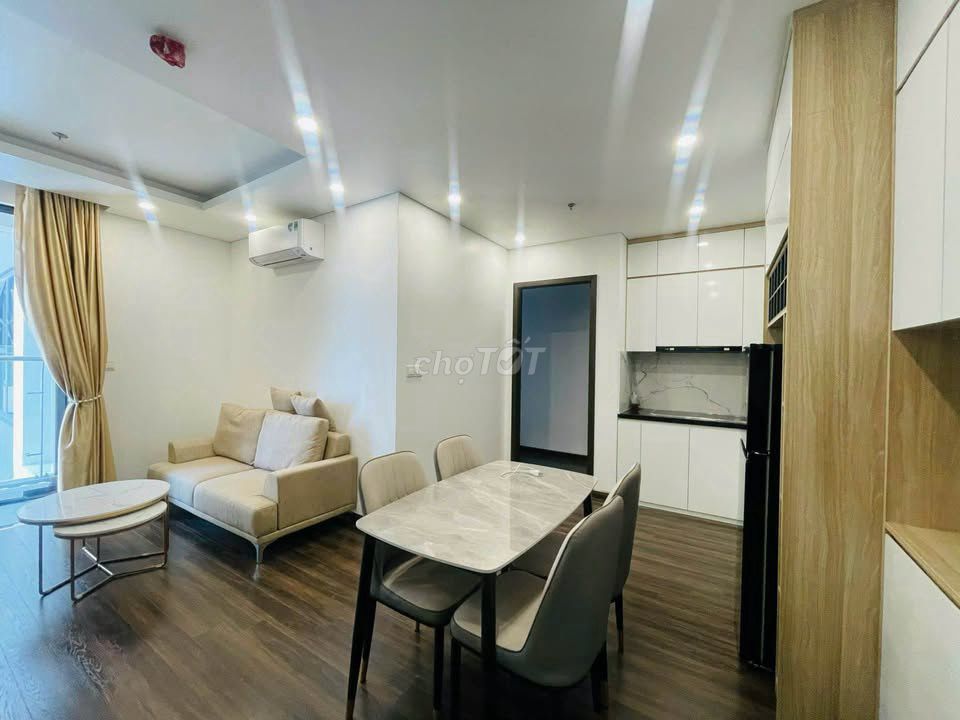 The Plaza Republic building rents two bedrooms renting 14 million a month.