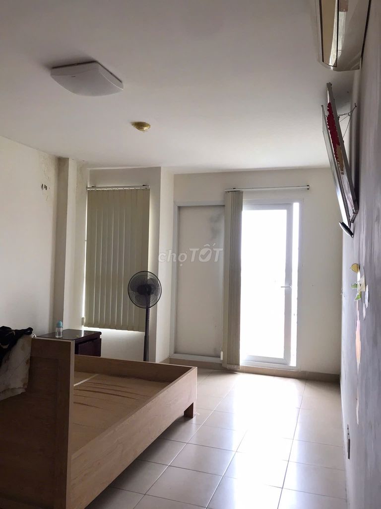 Rent Thủ Thiêm Xanh corner 3 bedroom 2 toilets 120 meters, 2 balcony, full interior