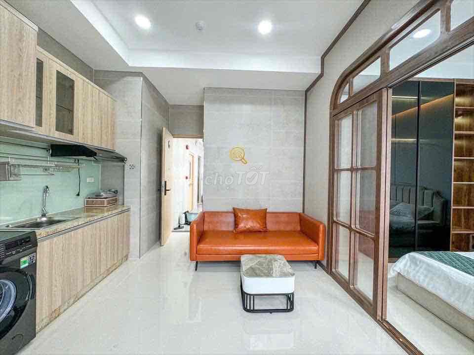 Rent the apartment. A perfect balcony. Right next to the tdtu rmit.