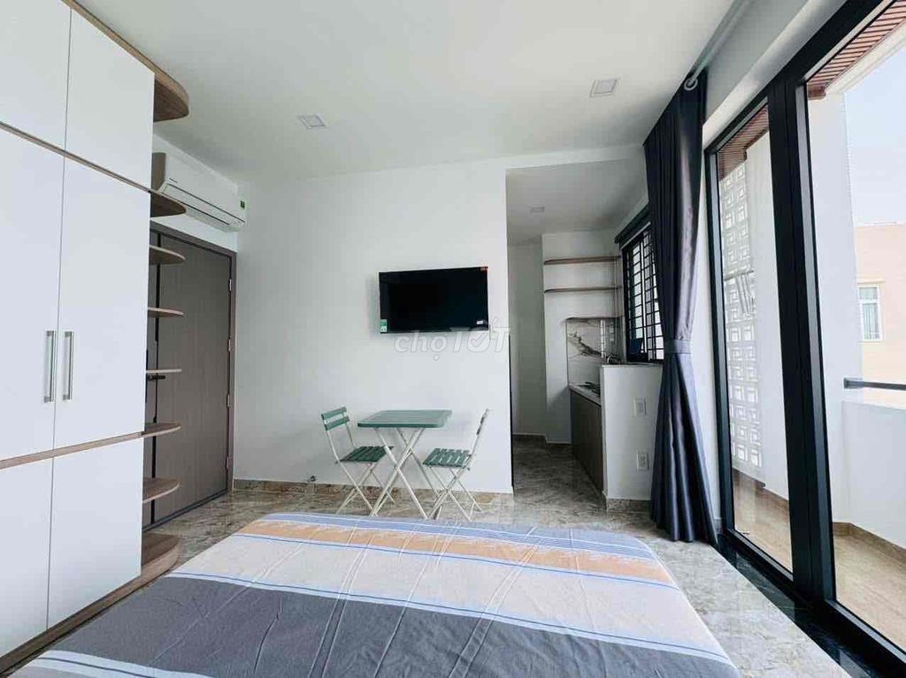 High-end service apartment, Lê Văn Sỹ, Old 3rd District
