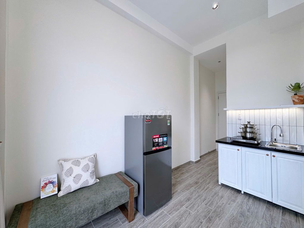 apartment full comfortable with balcony right front Phan Anh