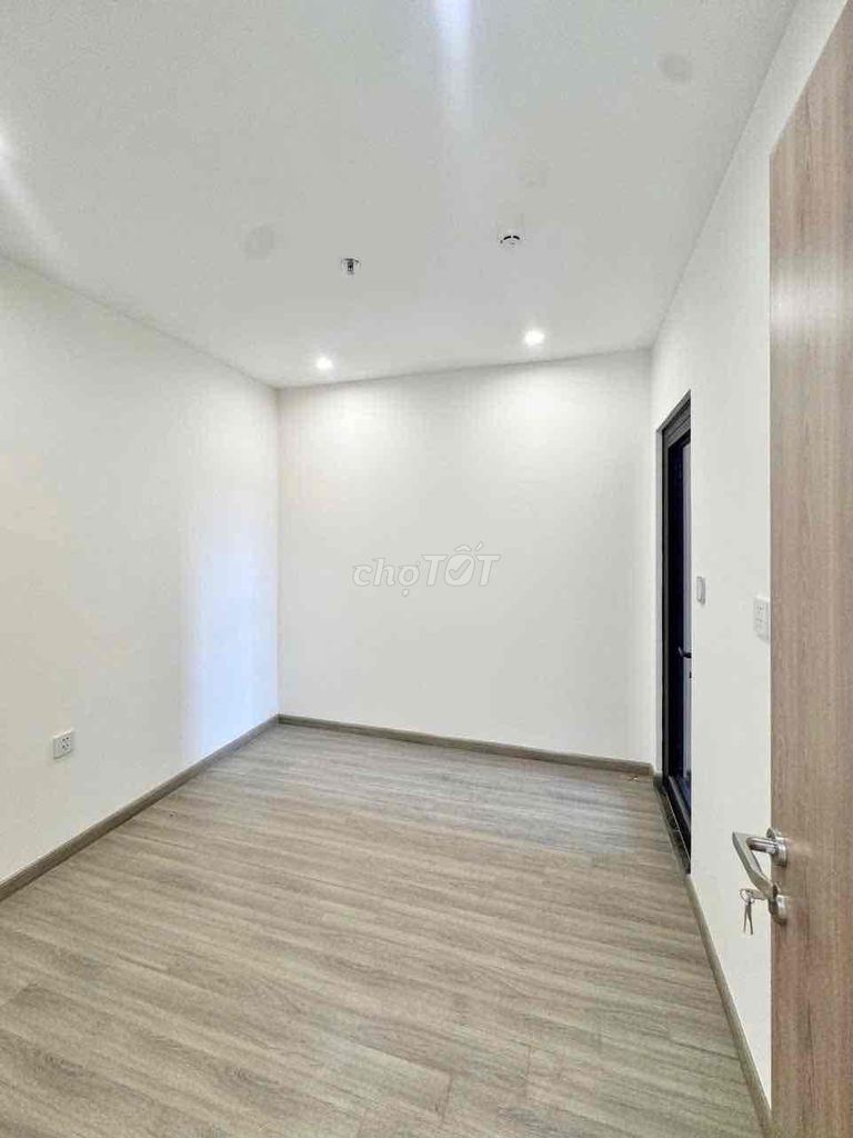 Rent 2 empty bathrooms from 5 million or 6 million at the Grand Park.