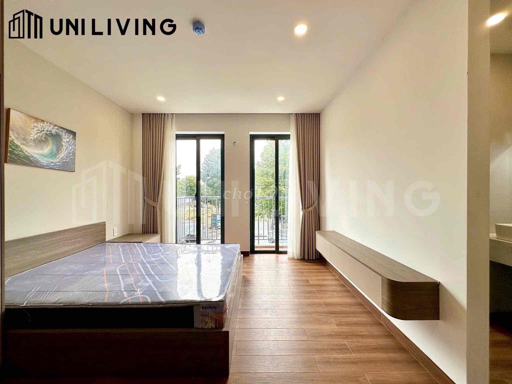 District 2 Tạ Hiện-1-0 for renting a balcony service apartment, full interior.