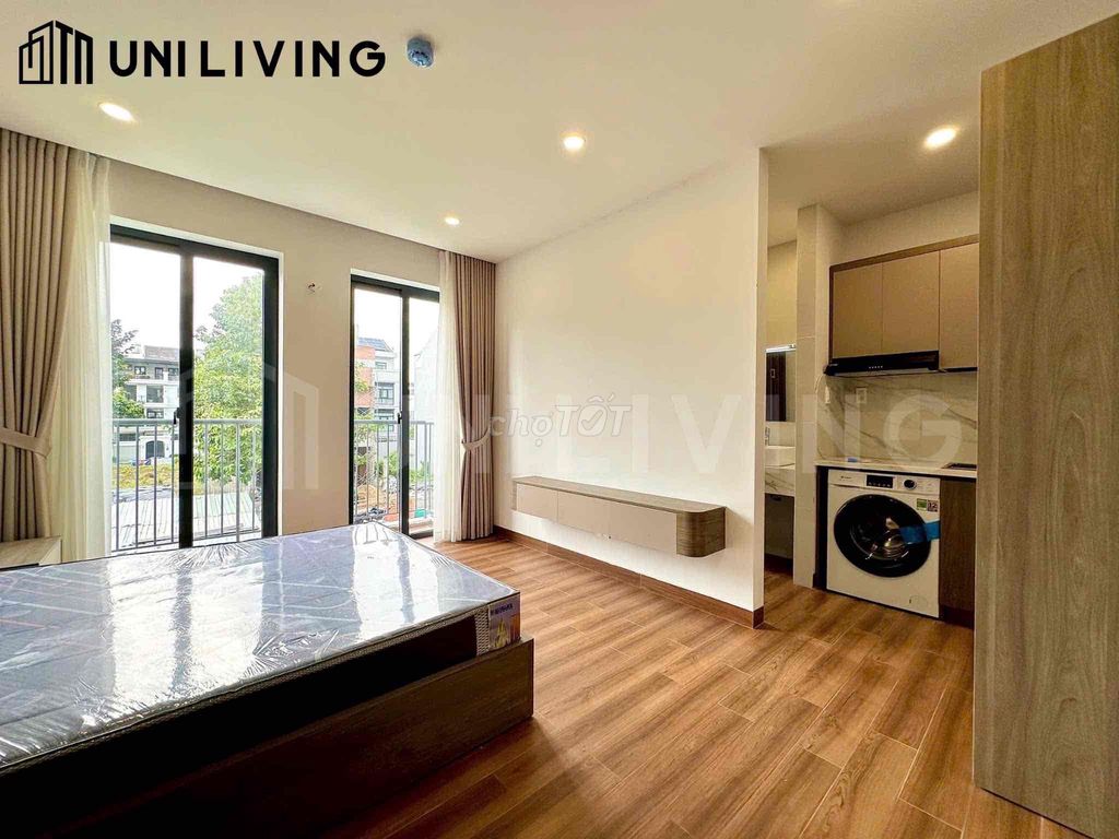 District 2 Tạ Hiện-1-0 for renting a balcony service apartment, full interior.