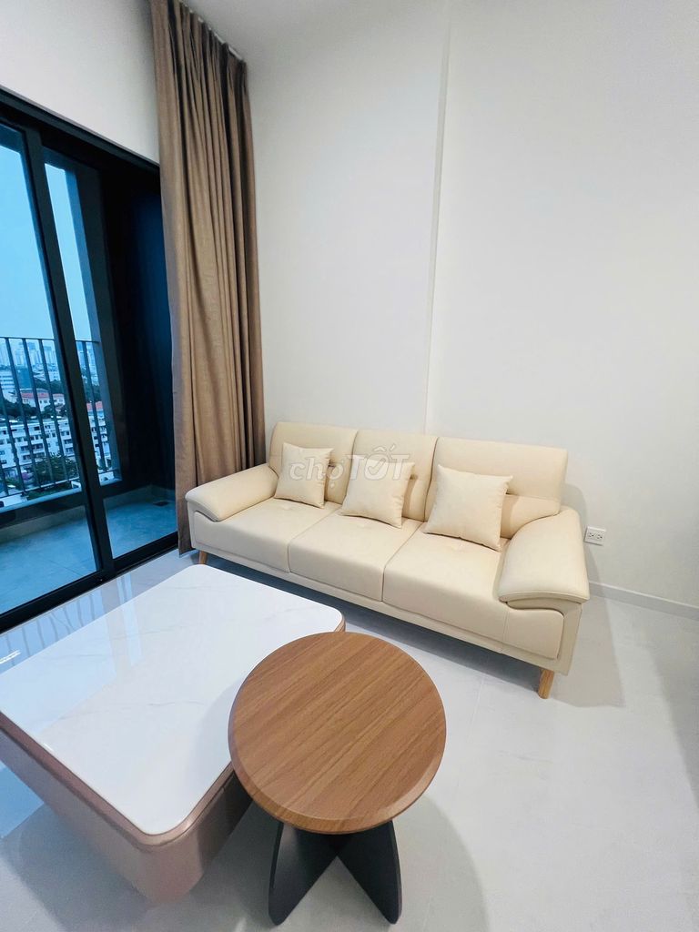Rent two bedrooms. High-rise view. 20 million, clear.