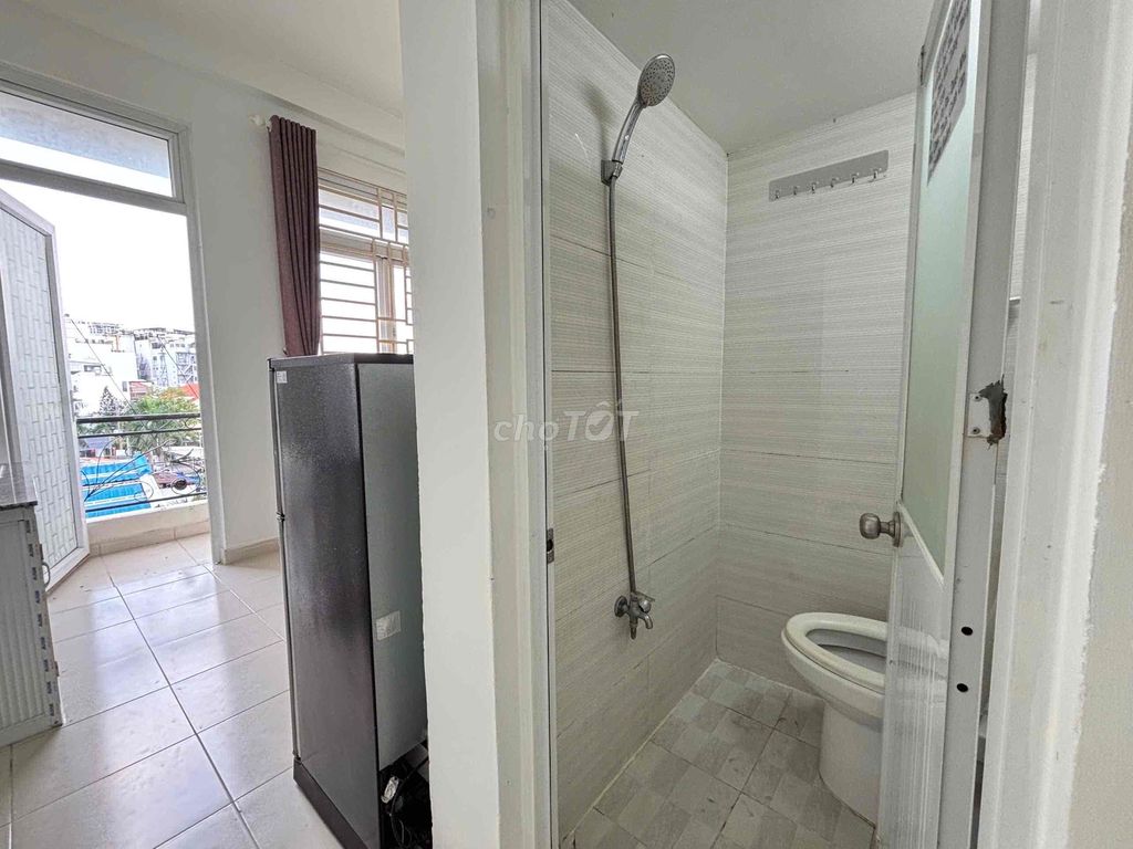 0-4-0.00 balcony studios. Full interior furniture at the heart of District 7