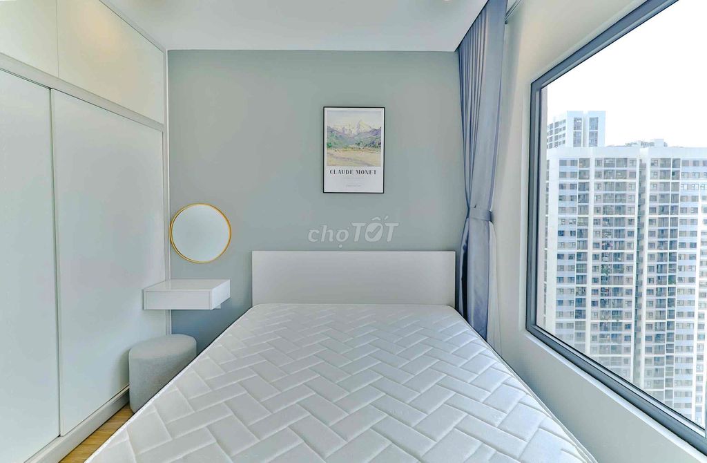 Rent the apartment, home of the 9th district.