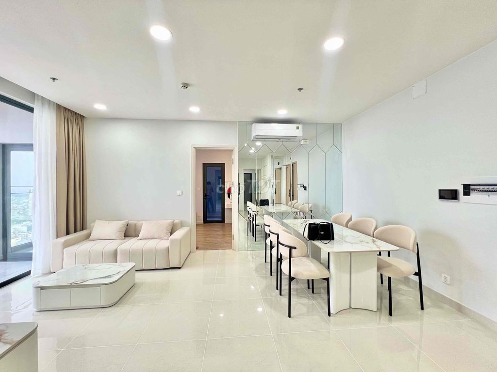 Renting 3 new high-end furniture rooms 100%.