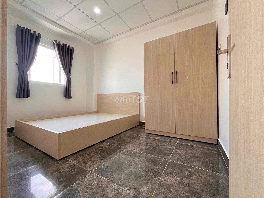 Rent the apartment. A full-size kitchen room. Secure the elevators at the mound.