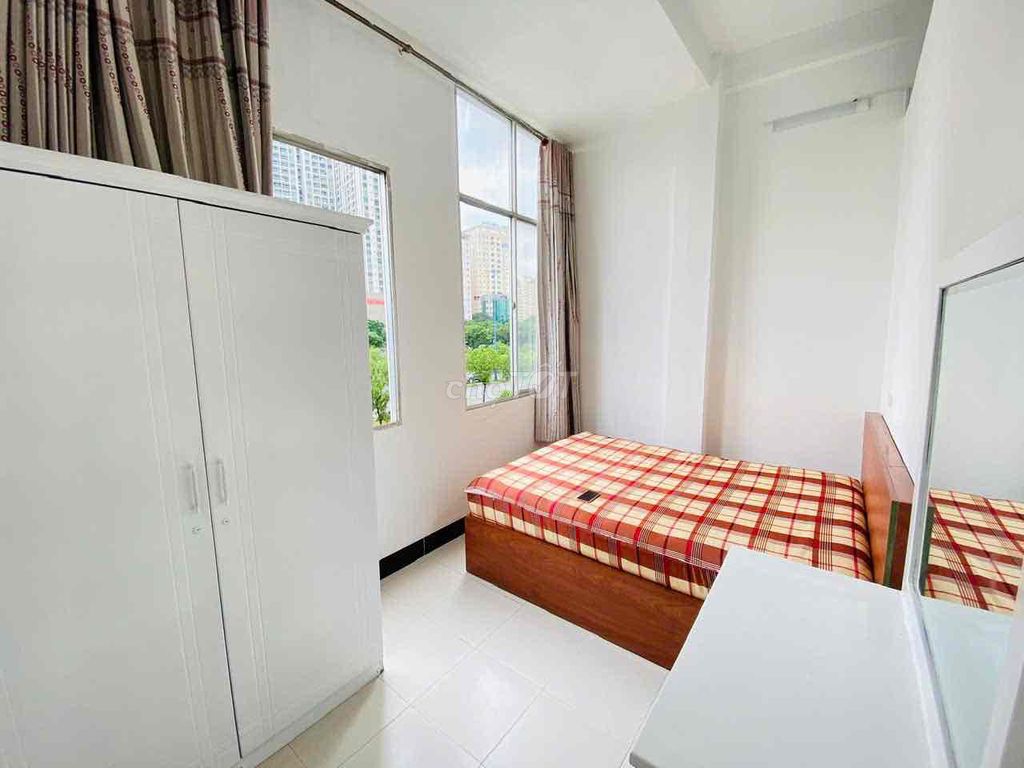 Rent a clear, wide-open kitchen bedroom in Võ Văn Kiệt District 1.