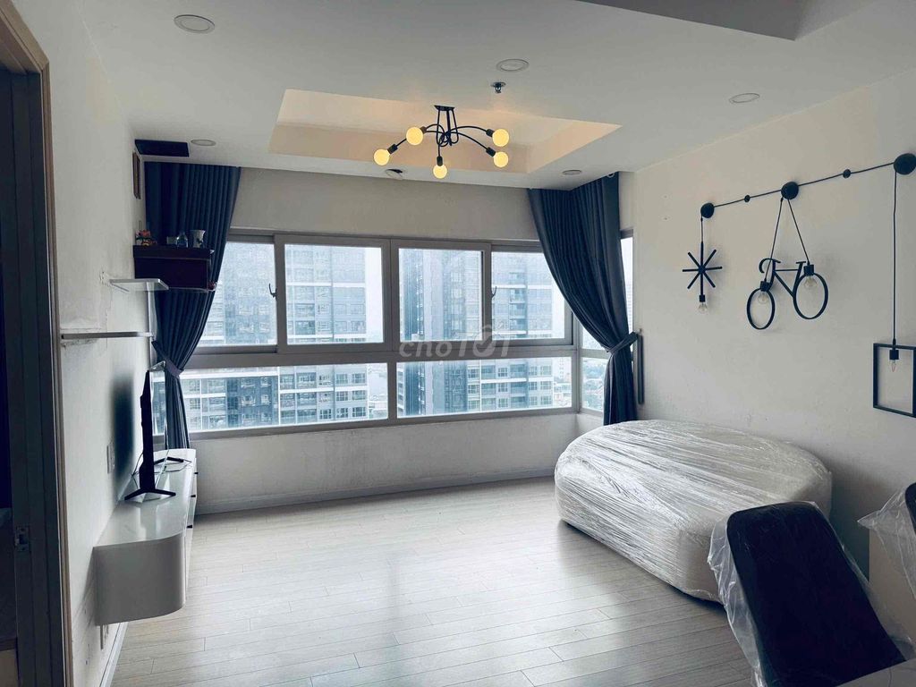 Dragon Hill 1, 3 bedrooms 13 million enough furniture
