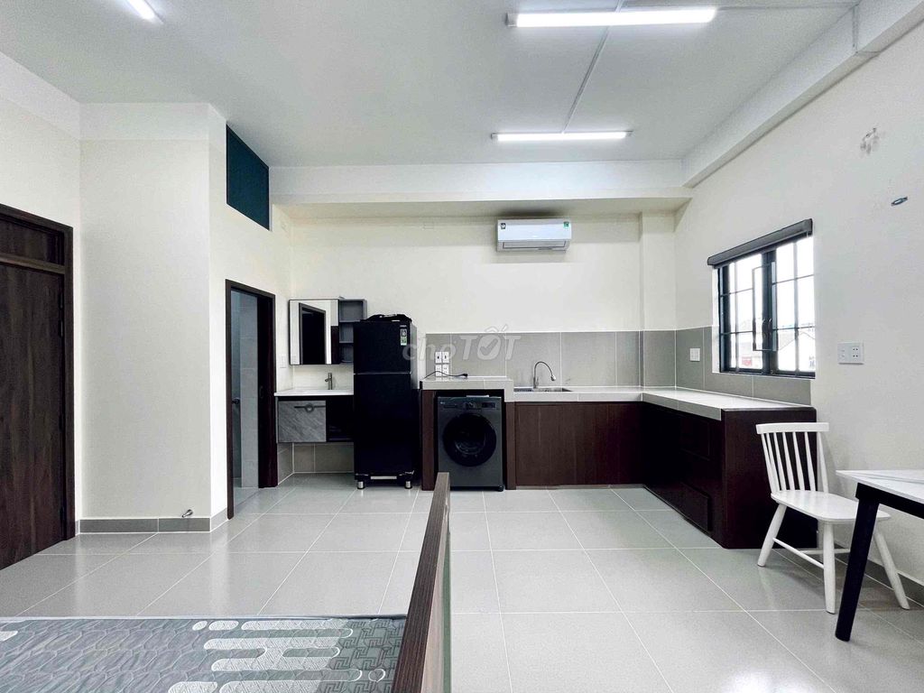The Bancol studio is 35 meters wide guarantees 100 percent new in shape - full interior