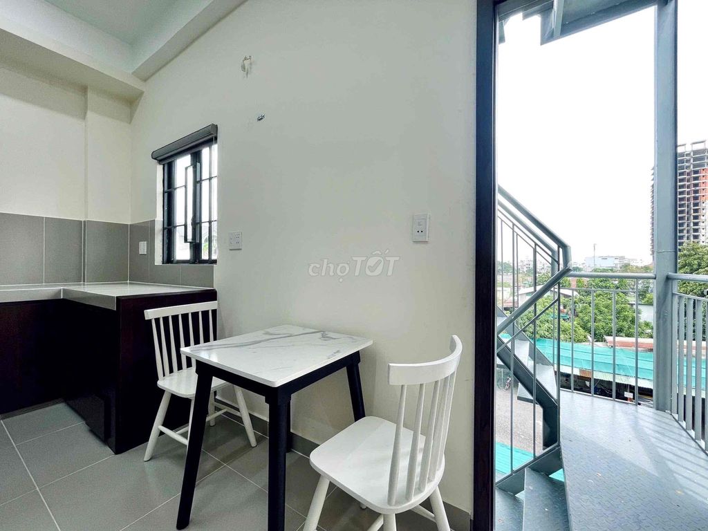 The Bancol studio is 35 meters wide guarantees 100 percent new in shape - full interior