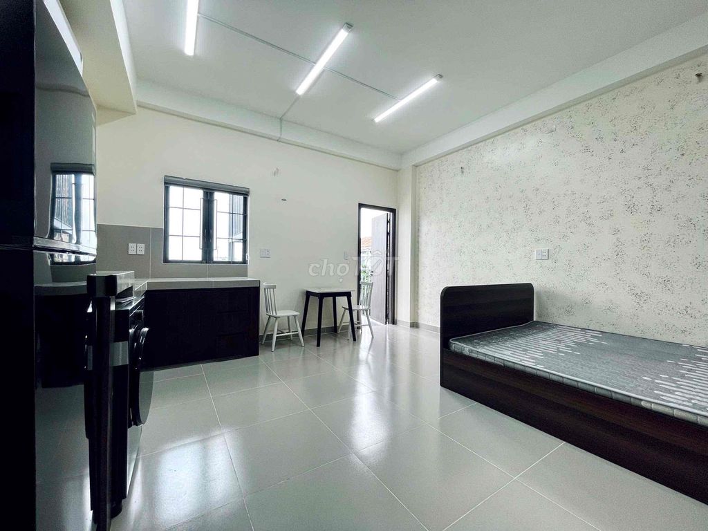 The Bancol studio is 35 meters wide guarantees 100 percent new in shape - full interior