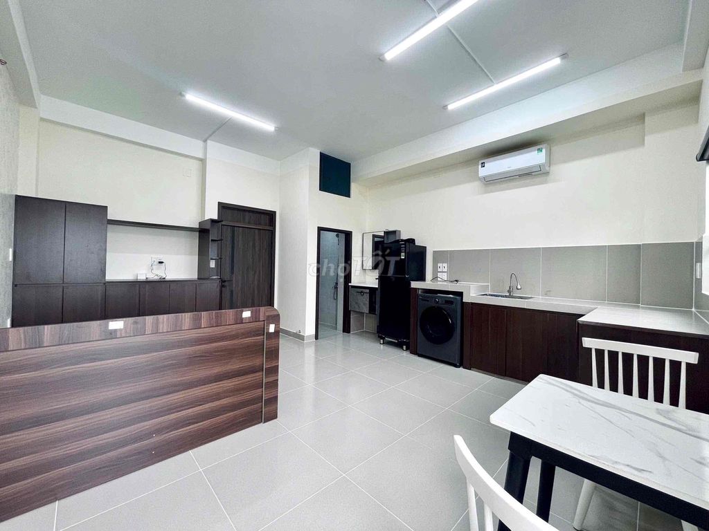 The Bancol studio is 35 meters wide guarantees 100 percent new in shape - full interior
