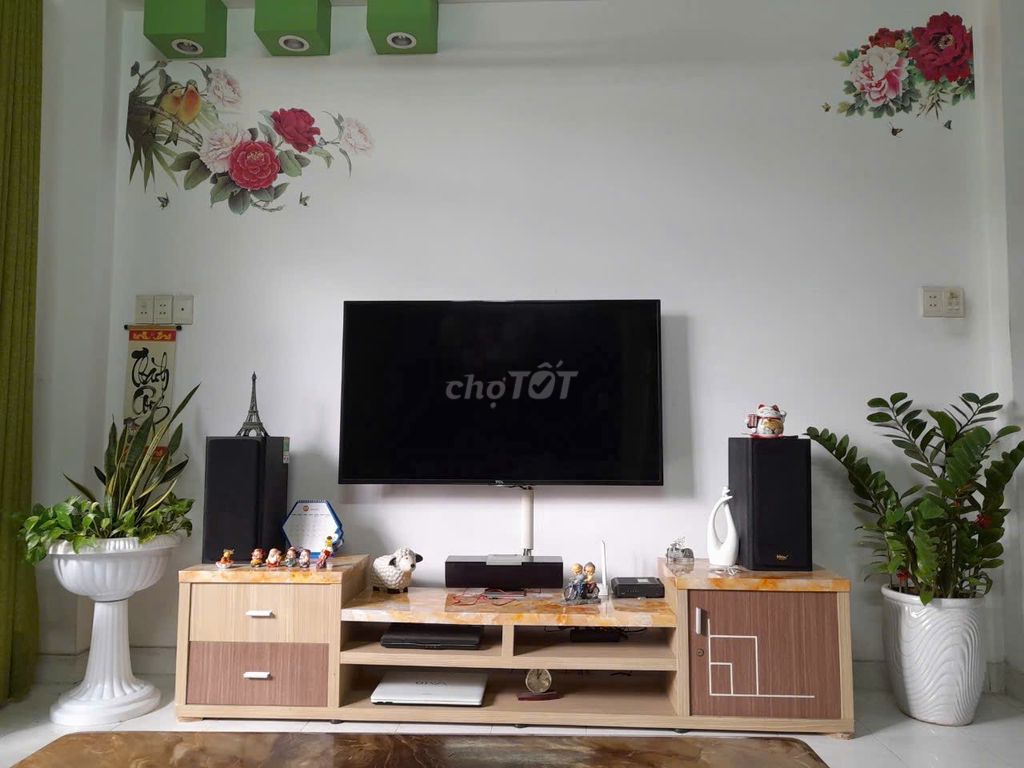 Rent Qq045 meters2, one bedroom, 3 . . .