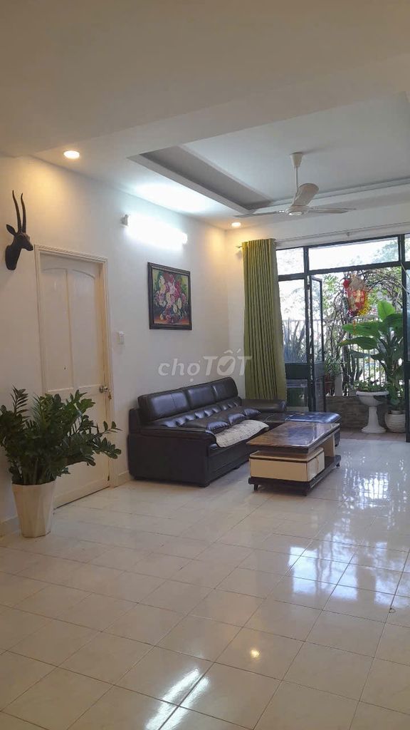 Rent Qq045 meters2, one bedroom, 3 . . .