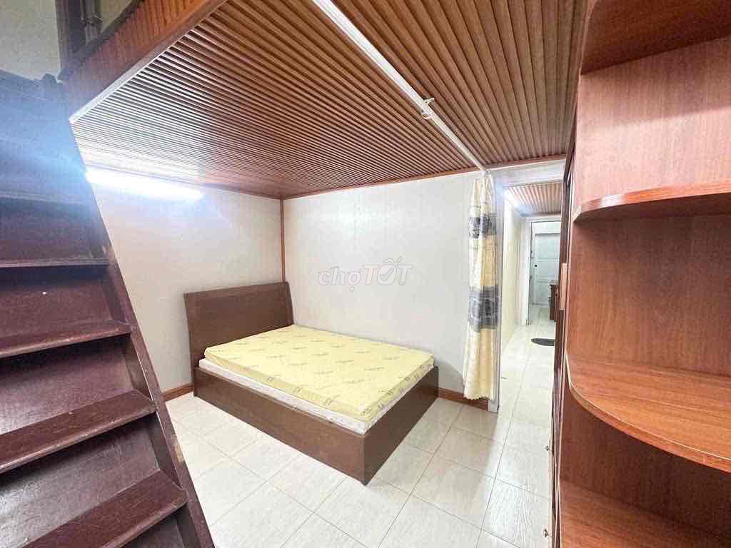 We need to rent a Chung cư Nhiêu Tứ-Xray 7-Aq1 district.
