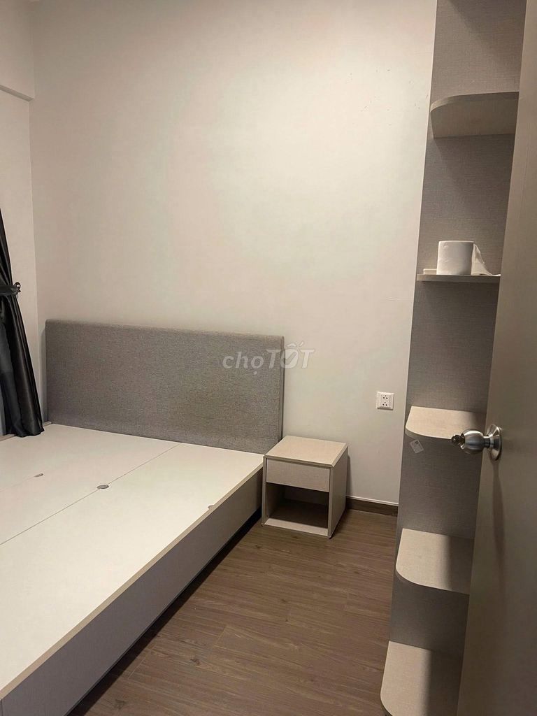 The Orient Plaza Âu Cơ rented three rooms, 106 m2 in the middle of October.