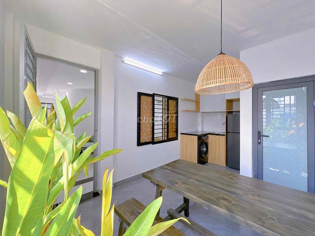 Two bedrooms plus seven-story kitchen view building richmond Street 13th.