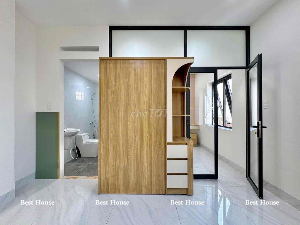 The service apartment. A new kitchen, elevator, security room in Sen.