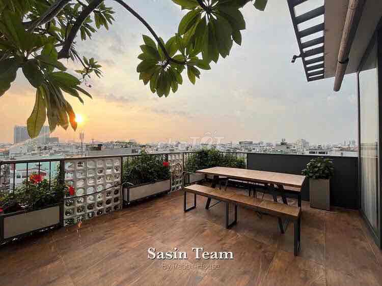 The penthouse 2 80 meters garden bedroom is at the center of Bình Thạnh District 1-3.