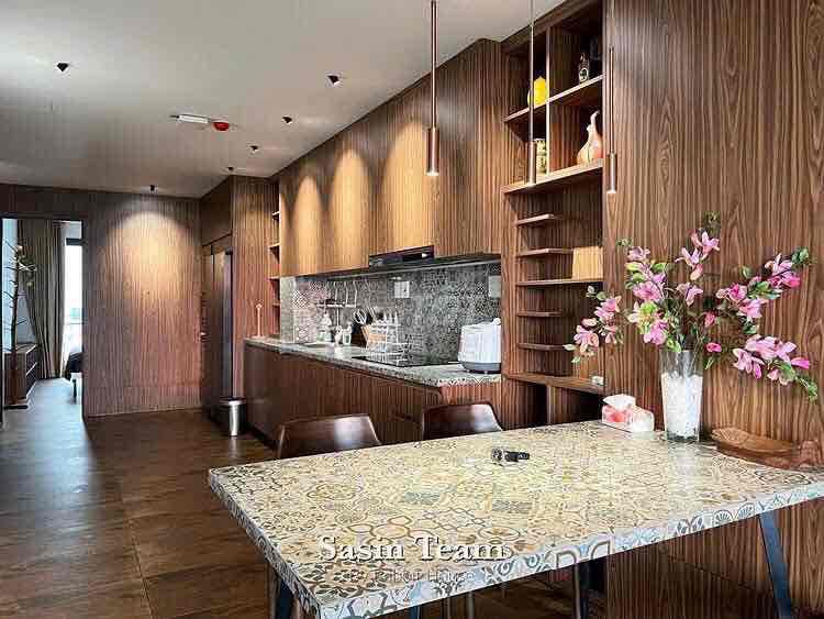 The penthouse 2 80 meters garden bedroom is at the center of Bình Thạnh District 1-3.