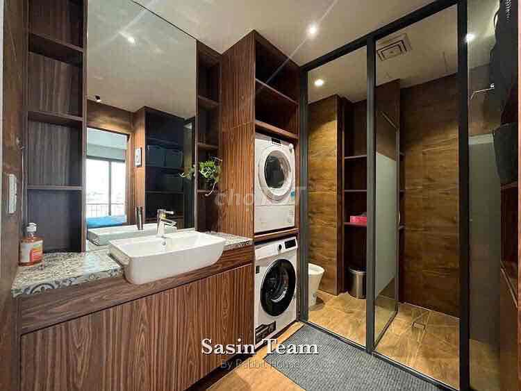 The penthouse 2 80 meters garden bedroom is at the center of Bình Thạnh District 1-3.