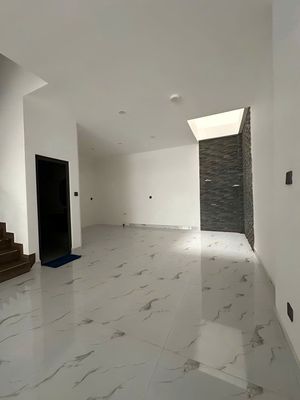 Need to rent a cash house 39 A C.18112 Q.Tân Bình right on K300.
