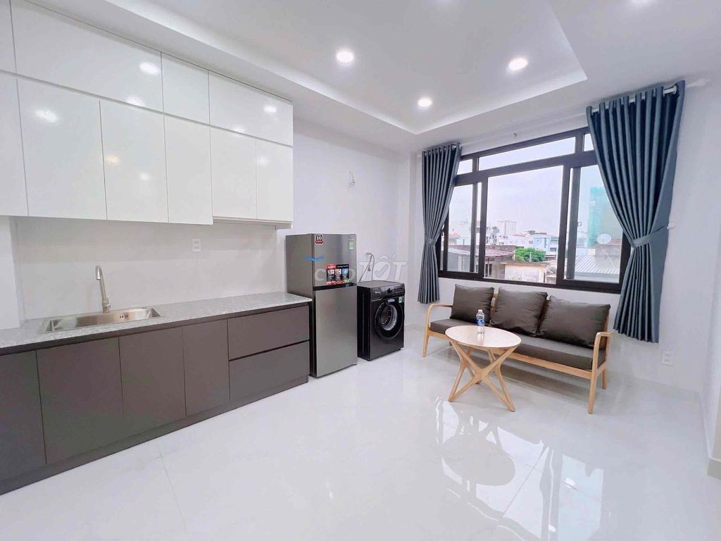 Building one bedroom, garage, elevator at Lê Văn Sỹ, Phú Nhuận.