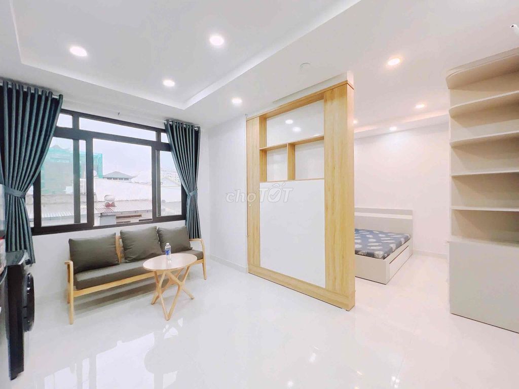 Building one bedroom, garage, elevator at Lê Văn Sỹ, Phú Nhuận.