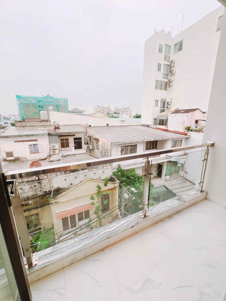 Building one bedroom, garage, elevator at Lê Văn Sỹ, Phú Nhuận.