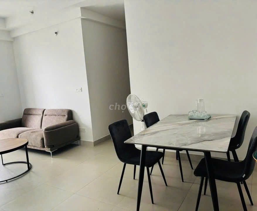 Rent a three-room Harmona apartment that's already available, which is 13 million and a half a month.