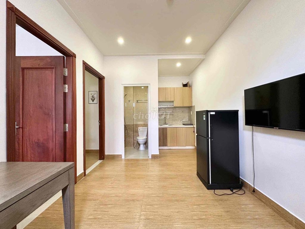 Two bedrooms. Two bathrooms. A living room in the Royal Park.