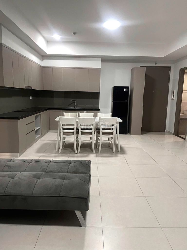 7-year apartment renting 3 p-s-nc-96 m2 at 14 million a month