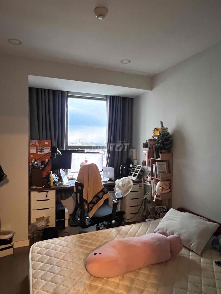 Rent two bedrooms. Two toilets. 11 million basic furniture.
