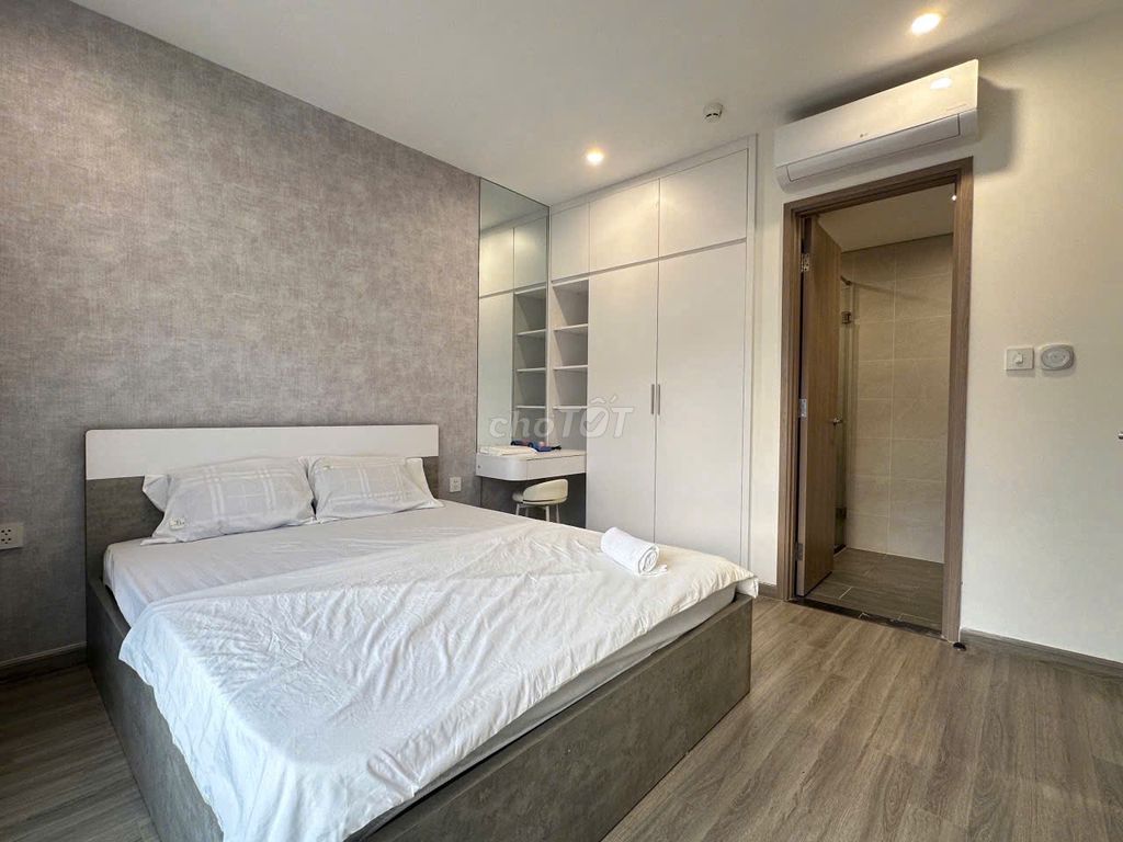 Rent three bedrooms heights - full furniture 16 million a month
