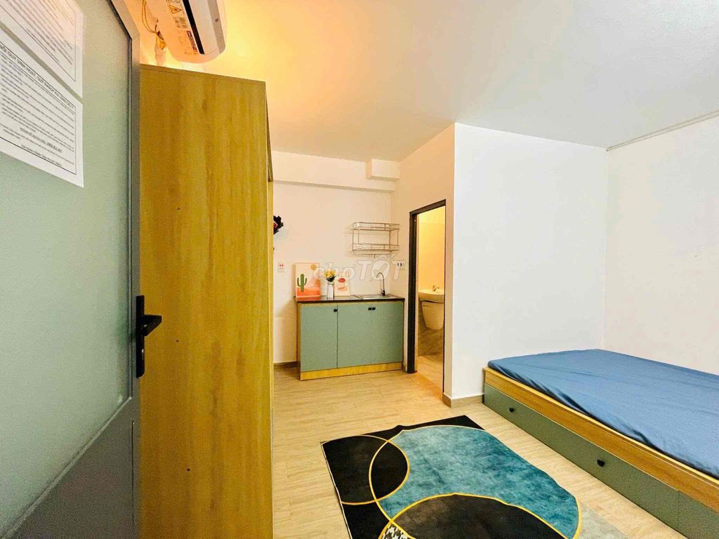 The new Studio House is the new House of Seven, the second person near the fifth district.