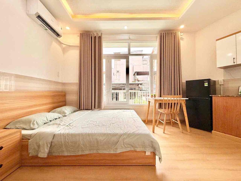 Super Studio Bancon Full Seven, District Four.