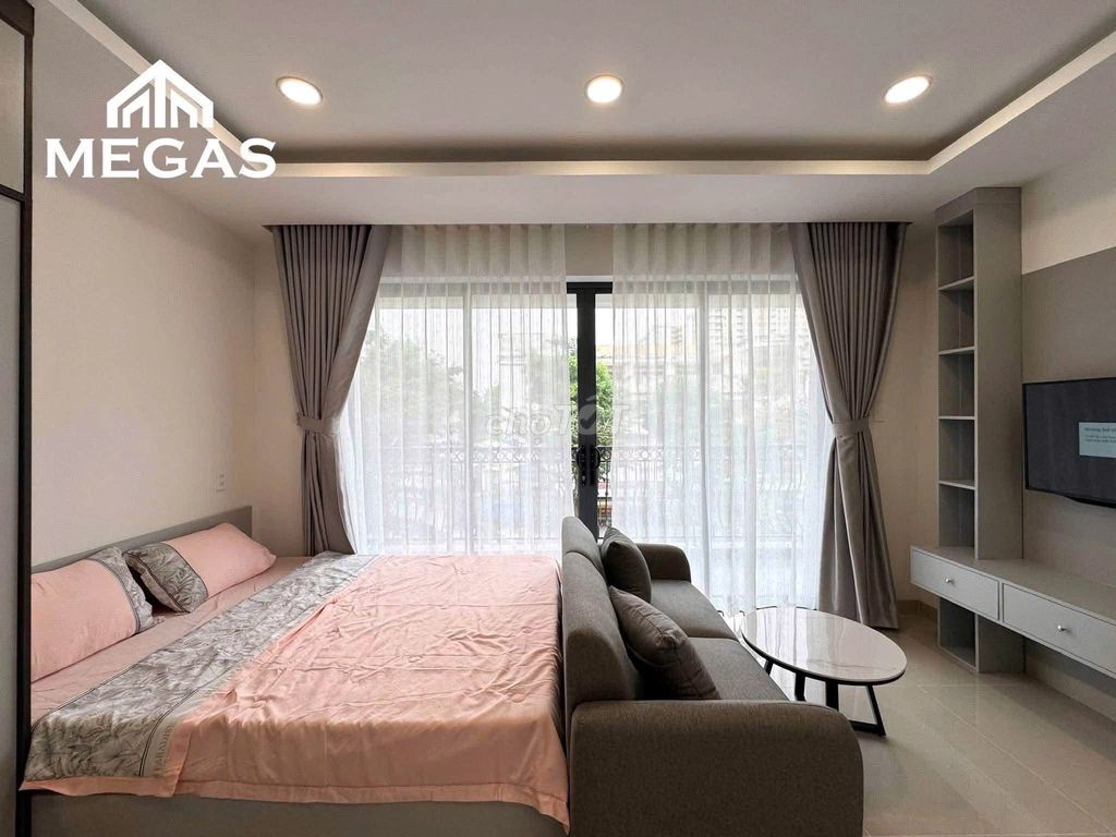 The apartment at Tân Định rents the balcony 40 meters 2 right at the Isb Full interior.