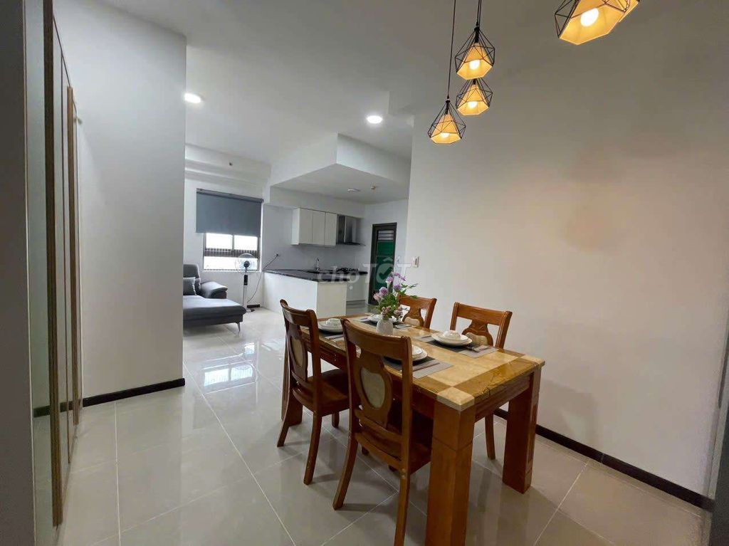 Rent a three-room Cosmo City .Nguyễn Thị Thập 18 million a month.